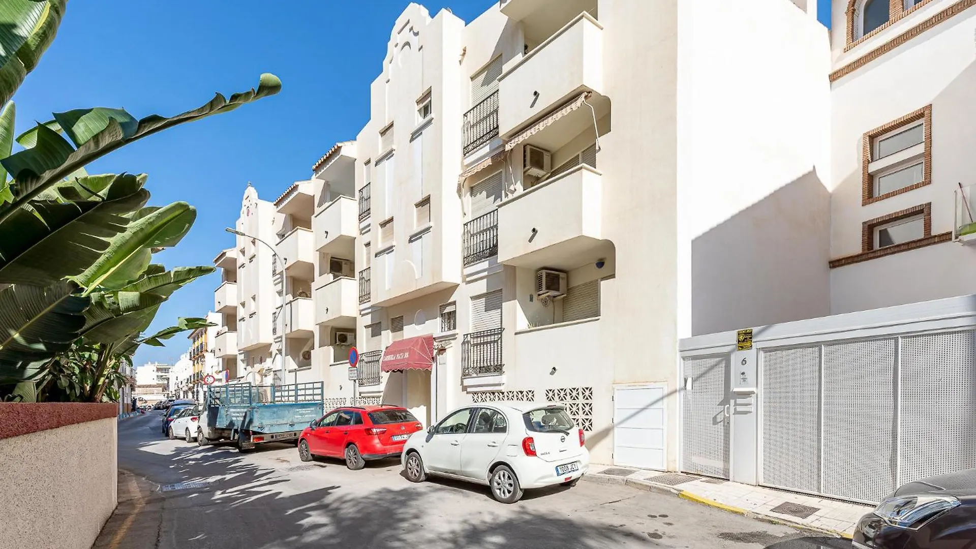 797 Holiday Rentals - Piso Para 3 En La Carihuela Con Piscina location